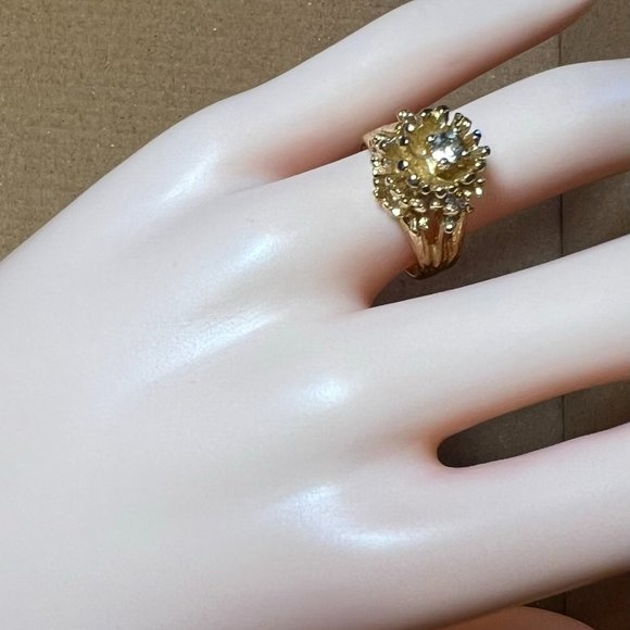 Vintage 18k HGE Esco pineapple ring with clear stone  Size 7 - Picture 3 of 7
